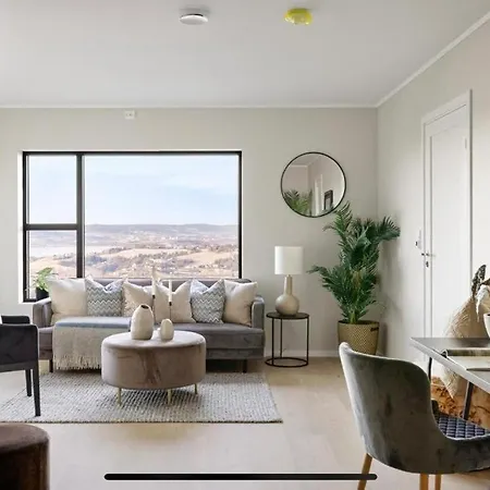 Ny Med Nydelig Utsikt Over Glomma! Apartment Lillestrom