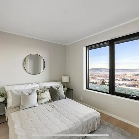 Ny Med Nydelig Utsikt Over Glomma! Apartment Lillestrom